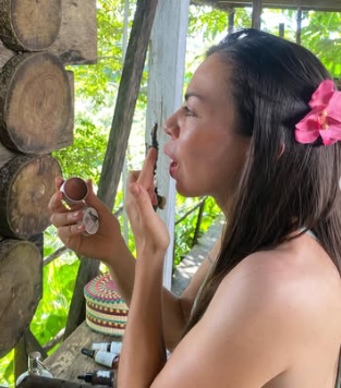 Maquillaje cremoso Multiusos: Rubor, Labial y Sombra -Kawsay
