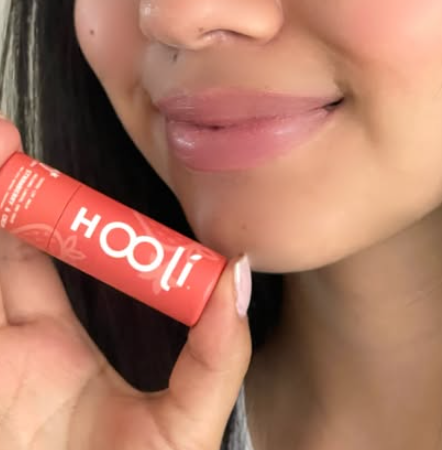 Bálsamo labial con color Fresa - Hooli