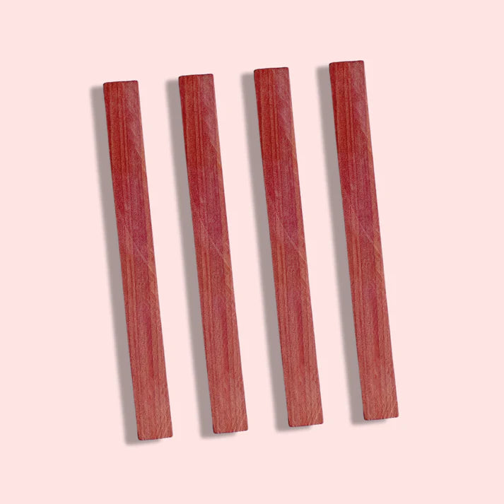 Palo de cedro aromático y sostenible