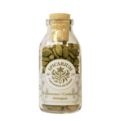 Cardamomo entero