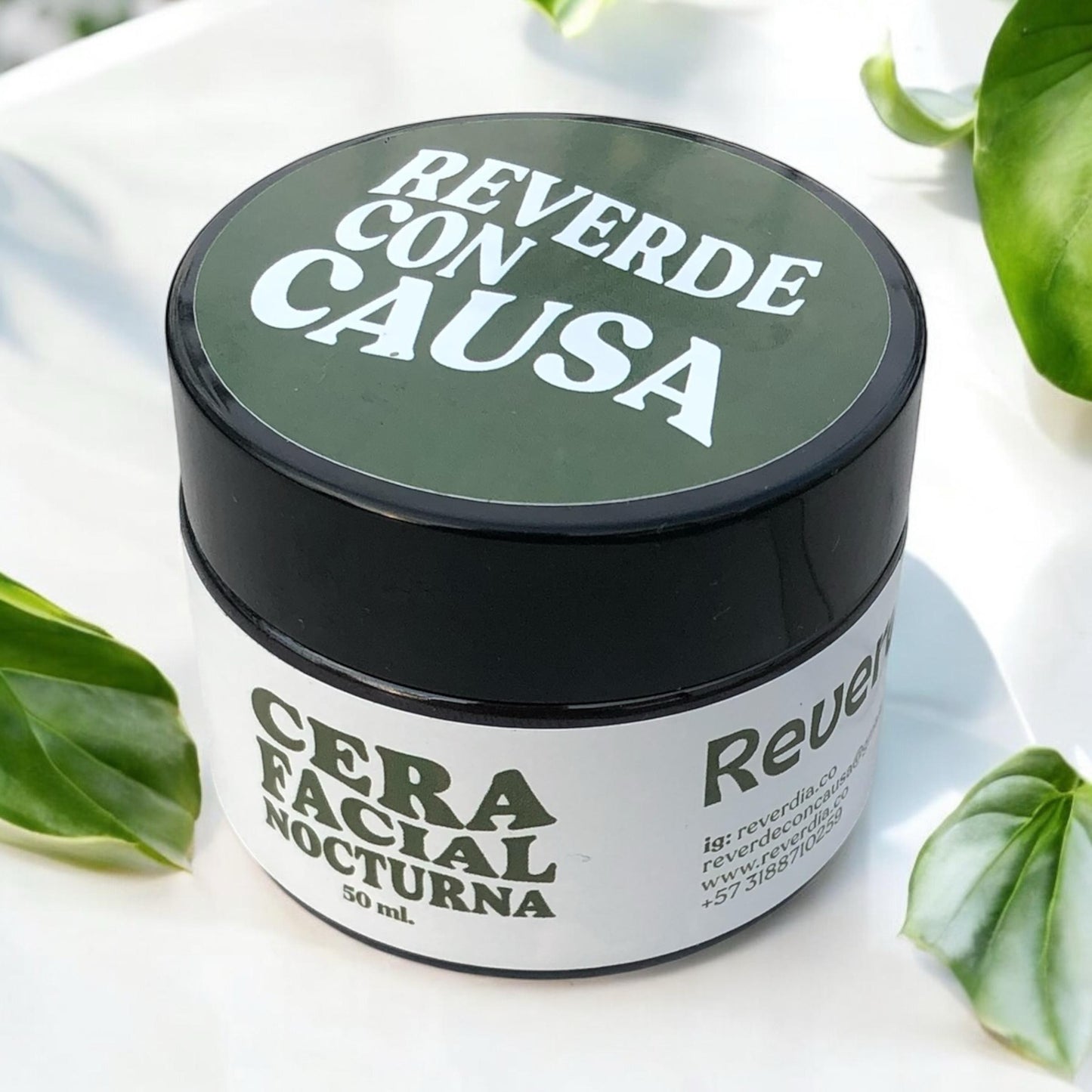 Cera facial nocturna