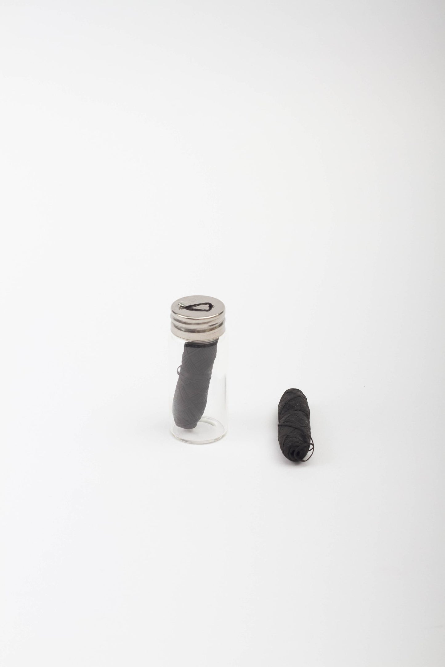 Hilo dental biodegradable de carbón de bambú sabor a menta